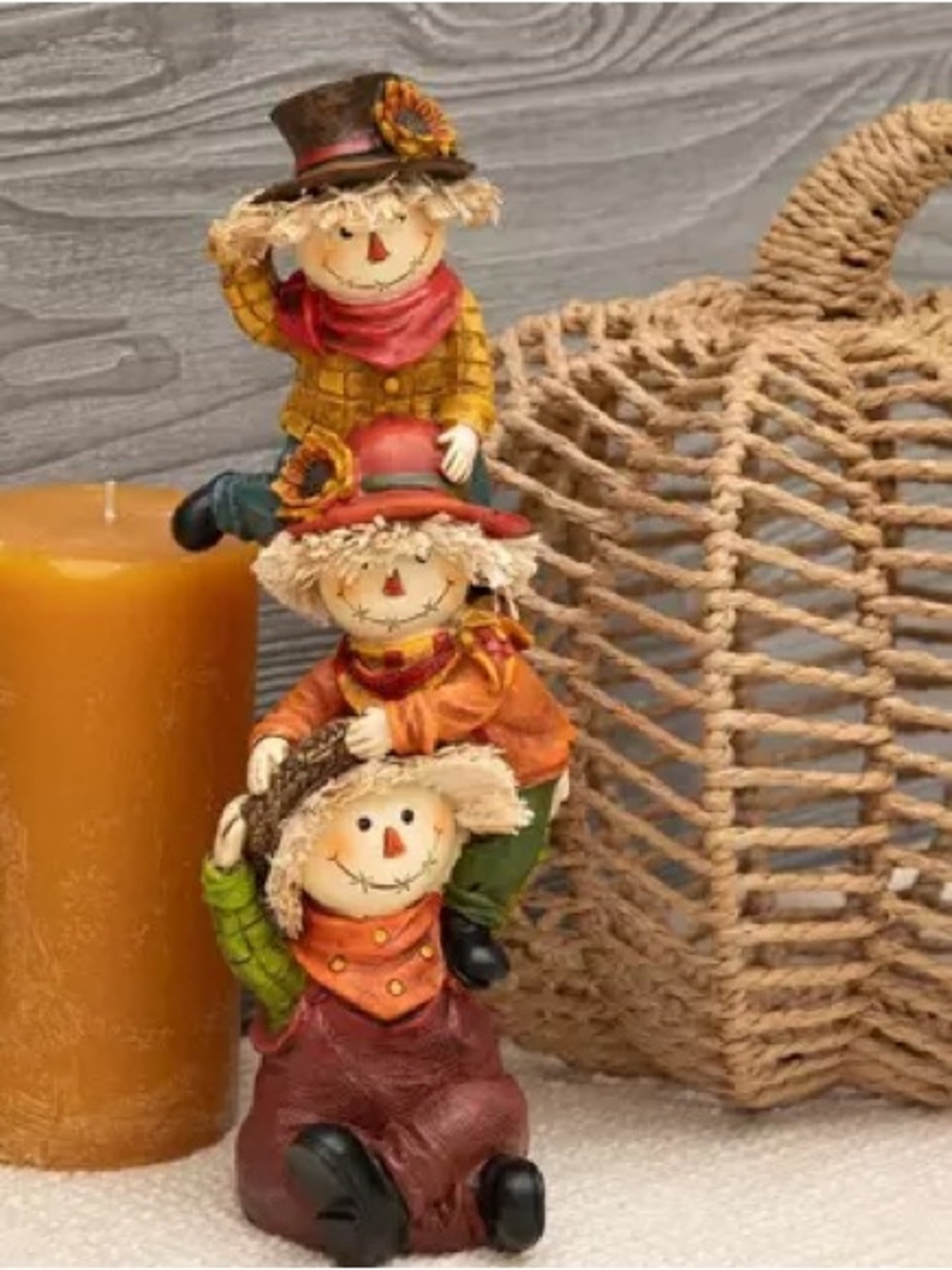 Stacked Scarecrows Figurine - Picture 4 of 4
